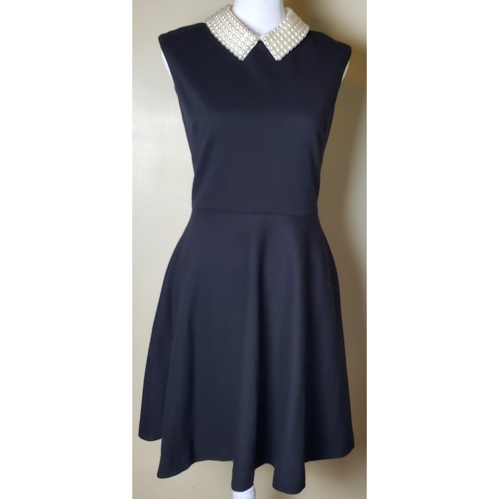 Betsey Johnson Sleeveless Little Black Dress Pearl Collar 4 Classic Hepburn